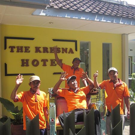 The Kresna Hotel Yogyakarta Exterior photo